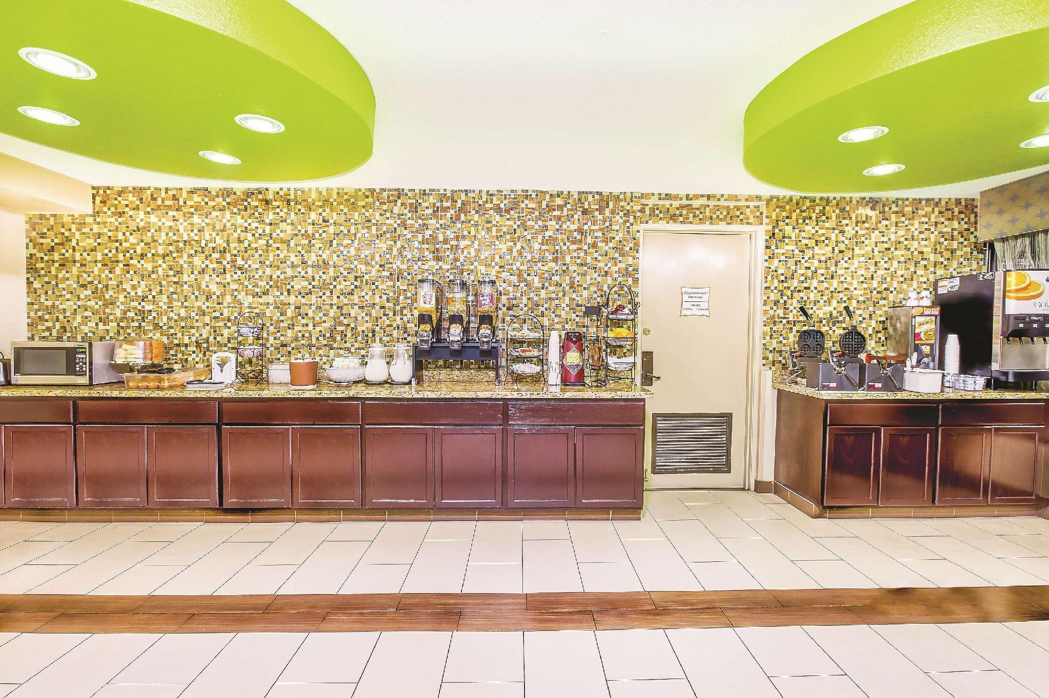 Airport Arena Hotel Oakland