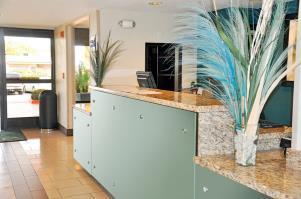 Airport Arena Hotel